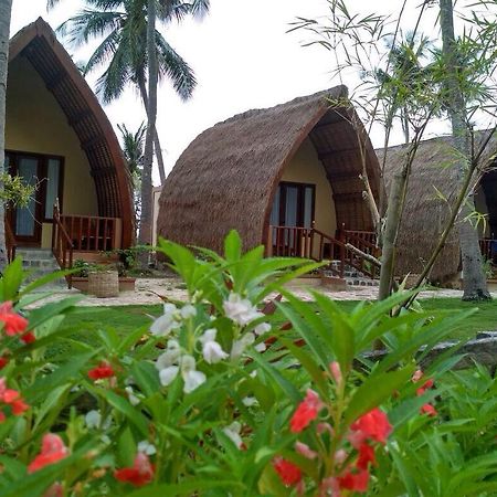 Hôtel Karimun Lumbung à Îles Îles Karimunjawa Extérieur photo