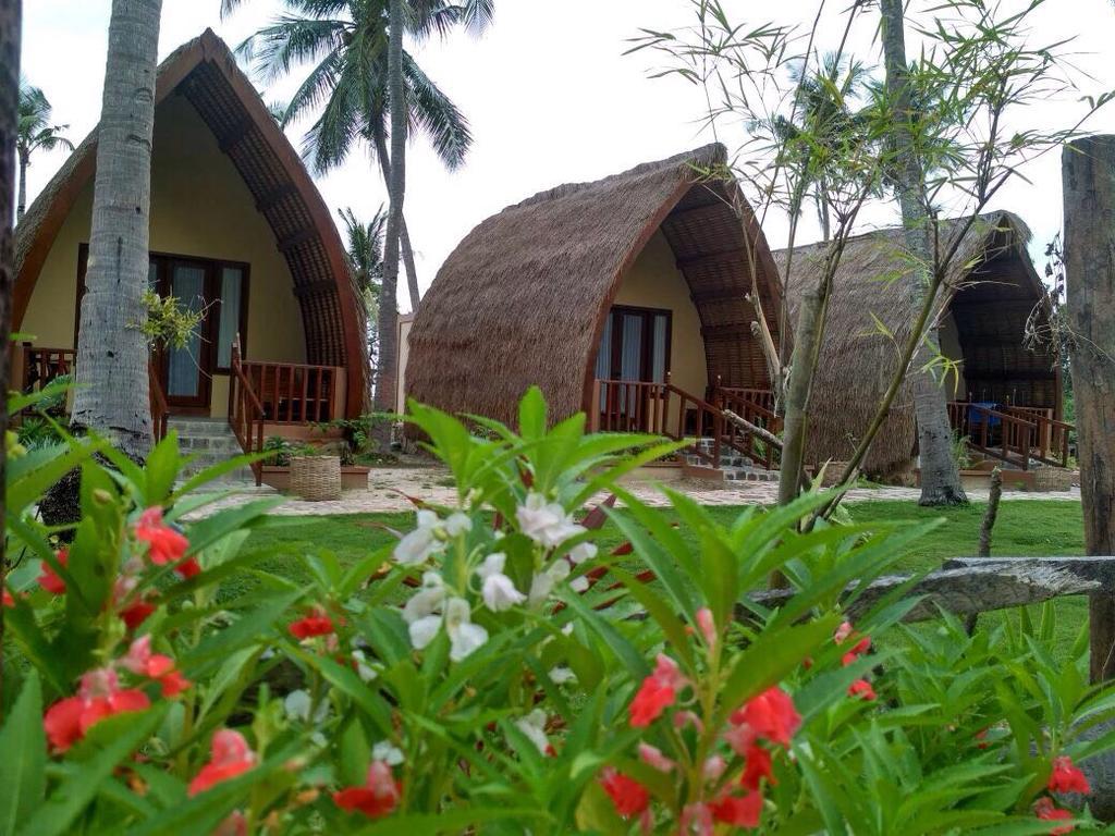 Hôtel Karimun Lumbung à Îles Îles Karimunjawa Extérieur photo